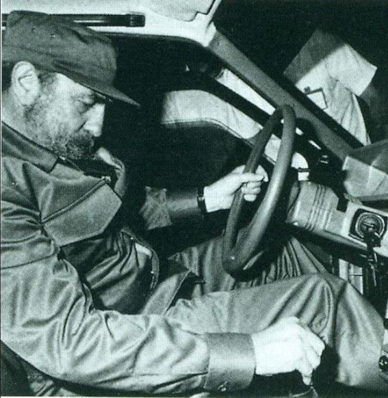 Šo tolaik prestižo auto Fidelam uzdāvināja vizītes laikā Krievijā, Toljati rūpnīcā. Nu protams - VAZ 2108!