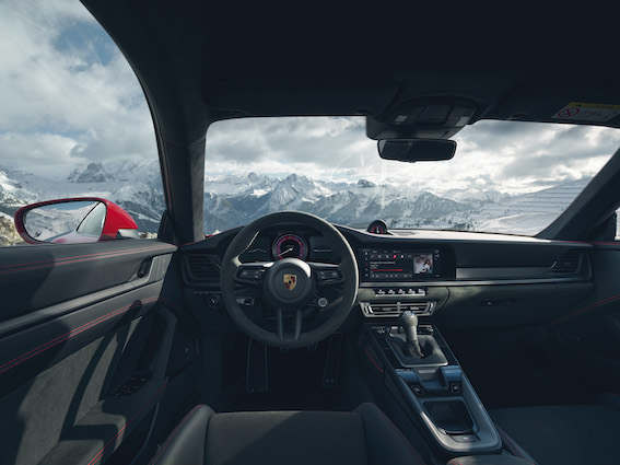 Sportisko “Porsche 911 GTS” saimi papildina pieci jauni modeļi