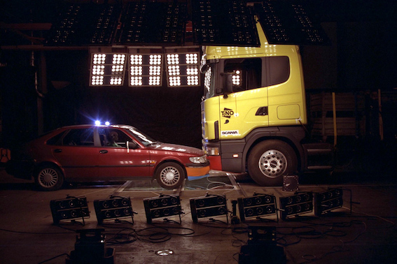Scania 130 gadi: no dzelzceļa vagoniem līdz elektriskajām kravas automašīnām. Labs lasāmgabals par autobūves vēsturi!