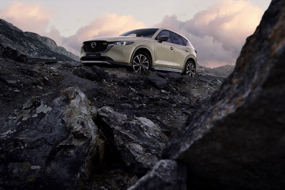 Mazda modernizējusi CX-5 SUV, ievērojami uzlabojot visas jomas. Tirdzniecībā nonāks pavasarī!
