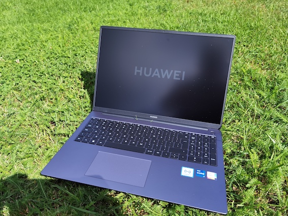 Veidojam mobilo biroju - jaunais Huawei Matebook D16 klēpjdators kā radīts šīm vajadzībām
