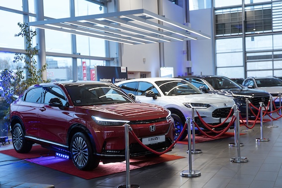 Latvijā prezentēti jaunie “Honda” automobiļi – “CR-V”, ”ZR-V” un “e:Ny1”