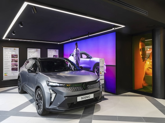 Renault papildina savu izplatīšanas tīklu ar jaunu pārdošanas vietu koncepciju “rnlt©”.