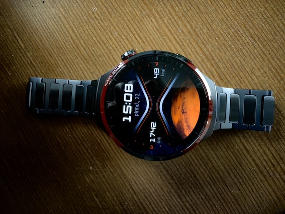 Huawei watch 4 pro special edition. Ne vienmēr jābūt jaunam, lai būtu jauns!