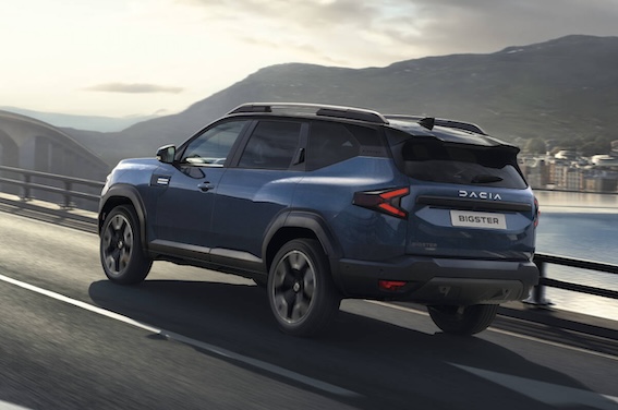 Jaunais Dacia Bigster saglabā uzticību savām vērtībām, nodrošinot labāko cenas un vērtības attiecību C-SUV segmentā