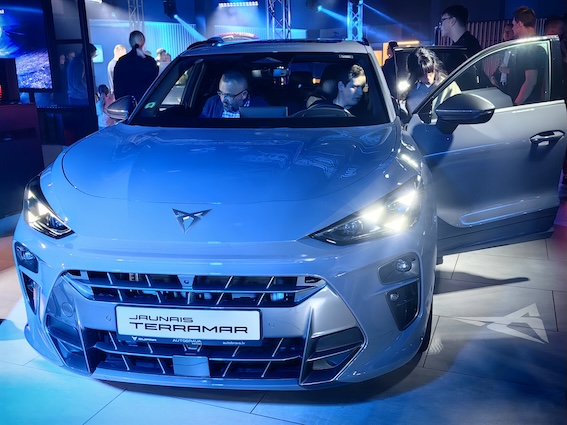 Jauna zvaigzne pie SUV bezgalīgajām debesīm - Cupra Terramarr. Kaut kas starp jūru un zemi!