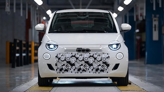 Jaunais Fiat 500 Ibrida: Hibrīda atgriešanās ar pazīstamu izskatu
