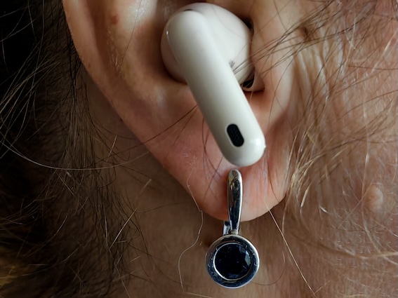 Huawei FreeBuds 7i – iespraud un aizmirsties!