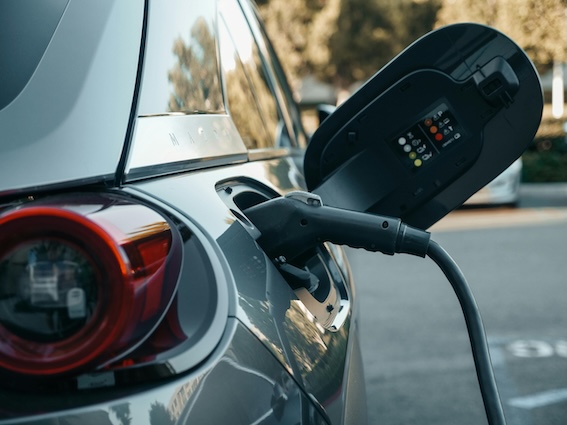 Uzticams serviss ir Latvijas elektrisko auto pircēju viens no svarīgākajiem aspektiem